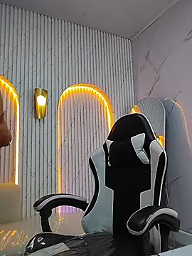 Snapshot of ferchisconejita chatting on 11/16/25, 02:44 ferchisconejita online show from 11/16/25, 02:44