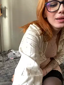 Snapshot of maar_tina chatting on 03/20/25, 02:42 maar tina online show from 03/20/25, 02:42