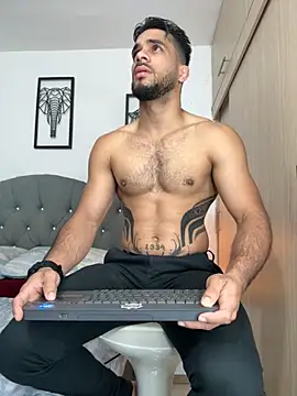 Snapshot of Maximiliano_ford chatting on 09/25/25, 10:41 Maximiliano ford online show from 09/25/25, 10:41