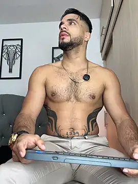 Maximiliano ford online show from 11/09/25, 10:24