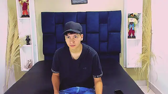 Snapshot of Jhojan_twink chatting on 09/25/25, 11:36 Jhojan twink online show from 09/25/25, 11:36