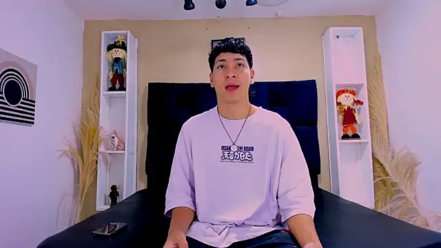 Snapshot of Jhojan_twink chatting on 10/15/25, 12:49 Jhojan twink online show from 10/15/25, 12:49