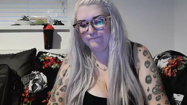 Sizzling Indie36 online show from 09/17/25, 06:09