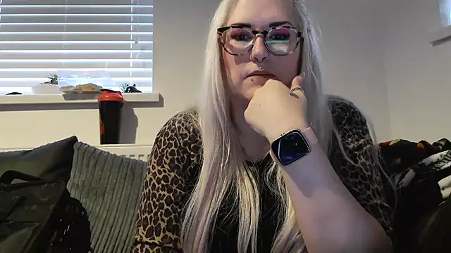 Sizzling Indie36 online show from 09/19/25, 05:24