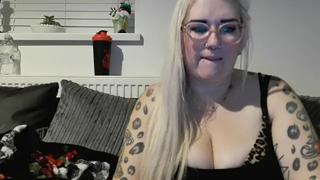 Sizzling Indie36 online show from 10/03/25, 10:07