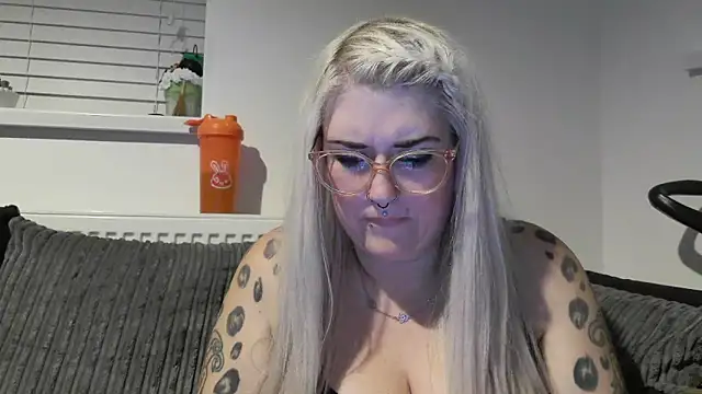 Sizzling Indie36 online show from 10/09/25, 10:08