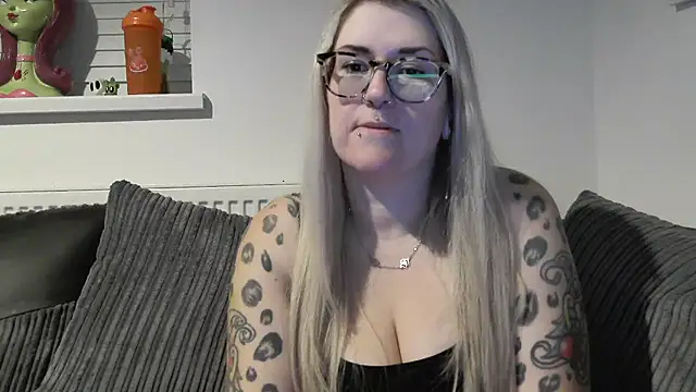 Sizzling Indie36 online show from 11/22/25, 11:04