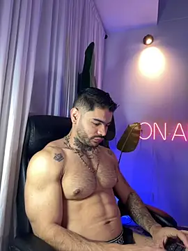 thiagoferrari2 online show from 10/01/25, 11:55