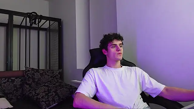 Brad Holloway online show from 11/13/25, 05:56