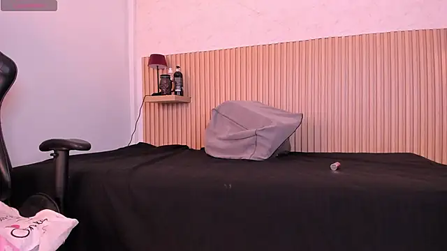 Layla arabelle online show from 07/01/26, 09:03