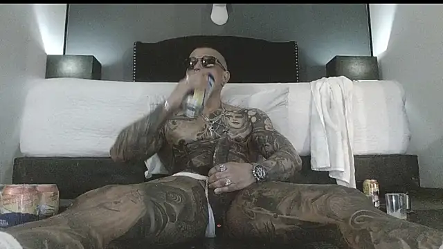 danilog515 online show from 09/29/25, 12:05