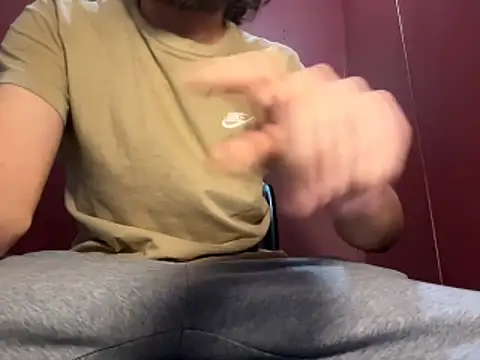 bwcizThrobbing online show from 11/21/25, 03:38