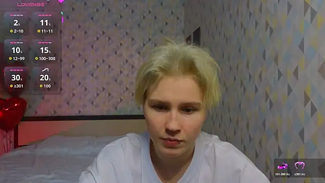 Snapshot of Tara_Lawson chatting on 02/09/26, 11:03 Tara Lawson online show from 02/09/26, 11:03