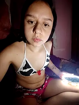 Snapshot of Sukychan_ chatting on 10/06/25, 08:23 Sukychan  online show from 10/06/25, 08:23