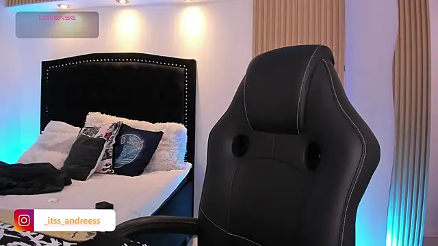 LiamWildx20 online show from 07/18/26, 04:05