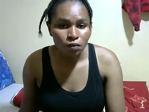 Creamy-Aisha online show from 03/17/25, 07:26