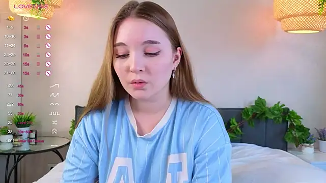 ConstanceHelms online show from 10/10/25, 05:06