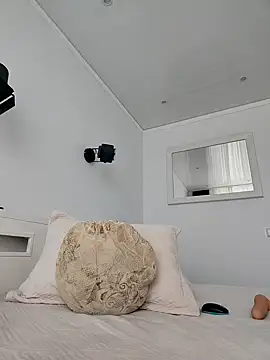 ANA STA S  online show from 10/27/25, 10:30