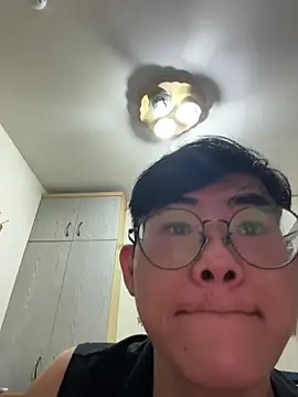 j6m4vu60 online show from 10/14/25, 04:41