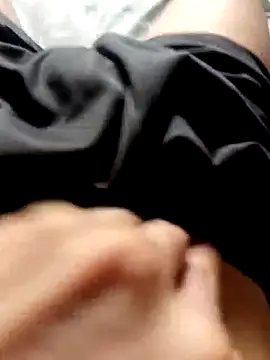 Snapshot of 317894 chatting on 10/10/25, 08:30 317894 online show from 10/10/25, 08:30