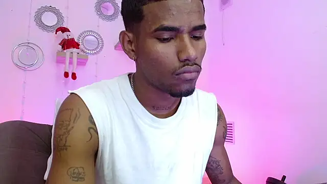 Snapshot of josua_smith chatting on 12/05/25, 06:26 josua smith online show from 12/05/25, 06:26