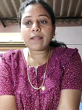 Snapshot of JENNIFERtamil chatting on 05/28/26, 07:38 JENNIFERtamil online show from 05/28/26, 07:38