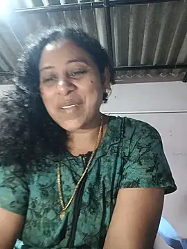 Snapshot of JENNIFERtamil chatting on 06/06/26, 01:38 JENNIFERtamil online show from 06/06/26, 01:38