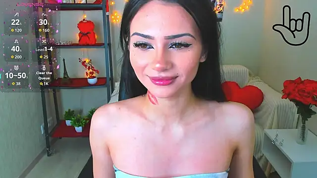 Kitti   online show from 06/22/26, 03:58
