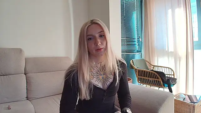 Snapshot of tattoobbgirl chatting on 02/20/26, 03:12 tattoobbgirl online show from 02/20/26, 03:12