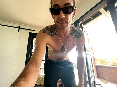 mastertittiefkr online show from 11/07/25, 06:13