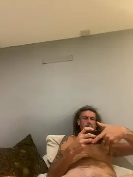 Snapshot of Coco-sarli chatting on 12/04/25, 07:39 Coco-sarli online show from 12/04/25, 07:39