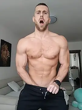 Snapshot of trainwithme chatting on 10/27/25, 09:35 trainwithme online show from 10/27/25, 09:35