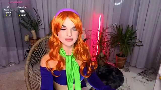 Snapshot of lili_hotly chatting on 10/31/25, 10:11 lili hotly online show from 10/31/25, 10:11