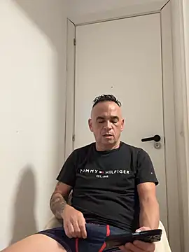 mateocali25 online show from 07/17/26, 02:24