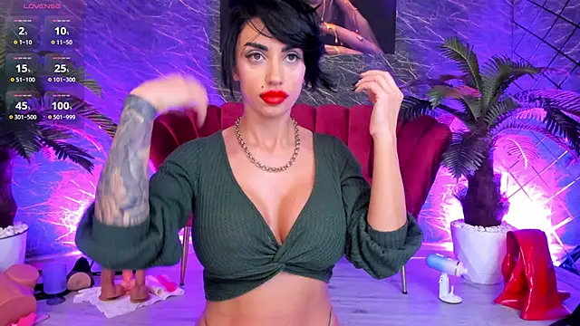 IzabelaTessa online show from 05/12/26, 07:11
