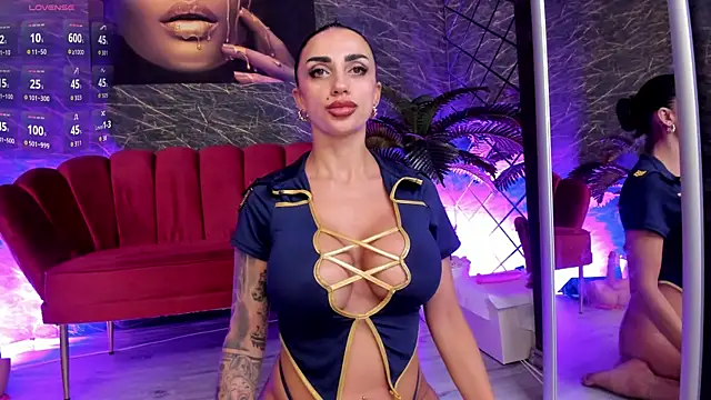 IzabelaTessa online show from 07/28/26, 07:04