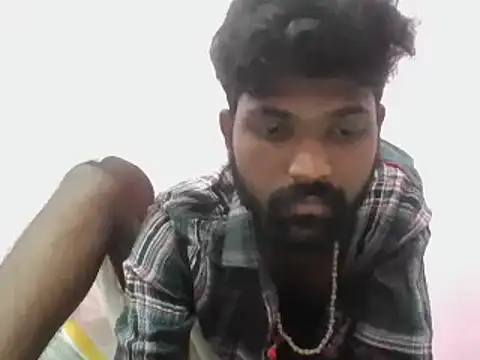 Snapshot of dusky-body chatting on 03/19/25, 06:23 dusky-body online show from 03/19/25, 06:23