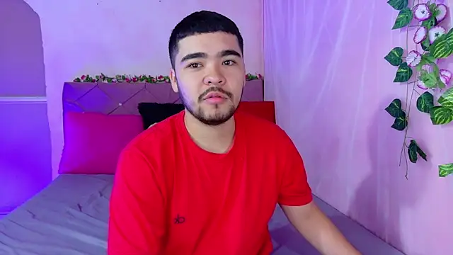  mia and mike  online show from 09/25/25, 12:42