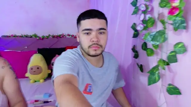  mia and mike  online show from 10/06/25, 12:46