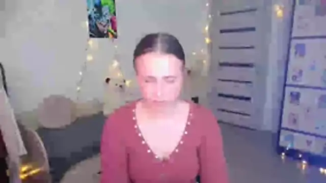 BarbiePieer online show from 11/18/25, 04:39