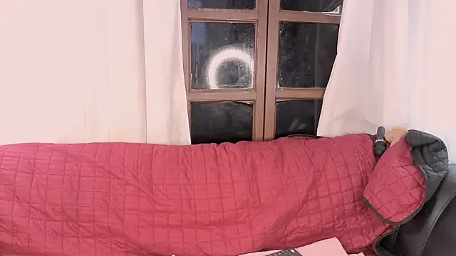 Snapshot of kronysmith chatting on 10/14/25, 10:54 kronysmith online show from 10/14/25, 10:54