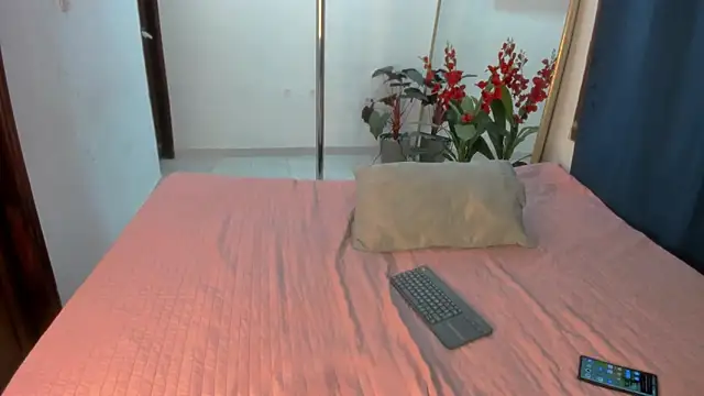 Snapshot of kronysmith chatting on 11/23/25, 06:52 kronysmith online show from 11/23/25, 06:52