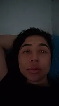 Snapshot of Elowyn chatting on 10/28/25, 05:15 Elowyn online show from 10/28/25, 05:15