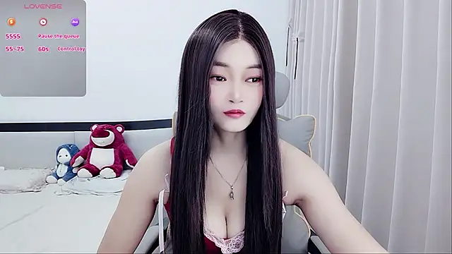 Snapshot of susu66888 chatting on 09/24/25, 04:27 susu66888 online show from 09/24/25, 04:27