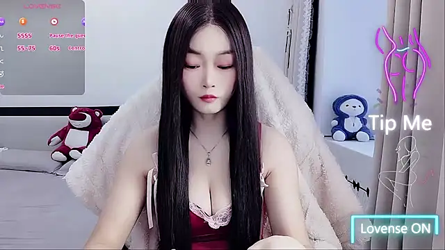 Snapshot of susu66888 chatting on 10/17/25, 02:15 susu66888 online show from 10/17/25, 02:15