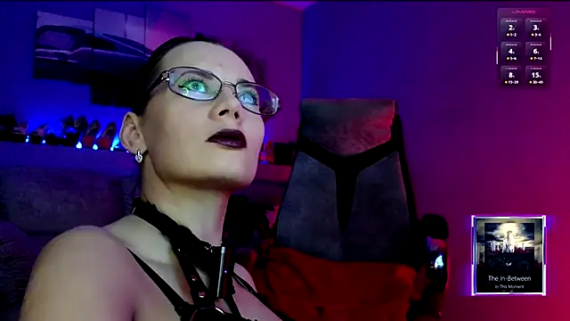 Snapshot of MilanaPure chatting on 11/02/25, 04:42 MilanaPure online show from 11/02/25, 04:42