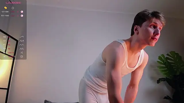 Adrian Dee online show from 10/10/25, 02:49