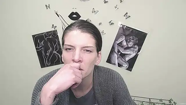 Snapshot of VanessaRey_ chatting on 03/19/25, 07:40 VanessaRey online show from 03/19/25, 07:40