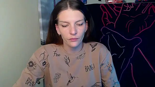 Snapshot of VanessaRey_ chatting on 09/20/25, 06:14 VanessaRey online show from 09/20/25, 06:14