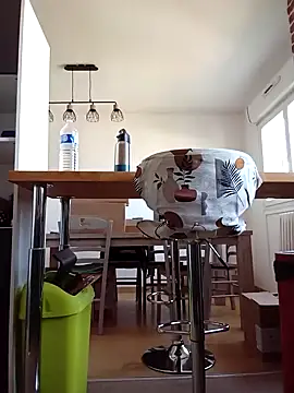 Snapshot of steven7246 chatting on 09/09/25, 10:04 steven7246 online show from 09/09/25, 10:04